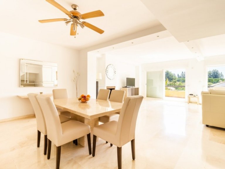 Town House for Sale in San Pedro De Alcantara, Malaga 4