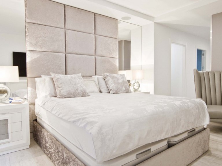 Villa for Sale in Estepona, Malaga 7