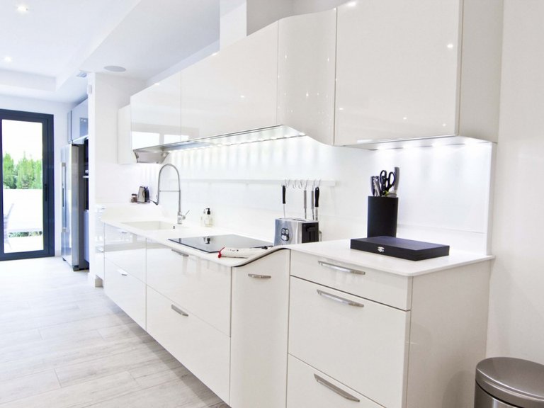 Villa for Sale in Estepona, Malaga 5