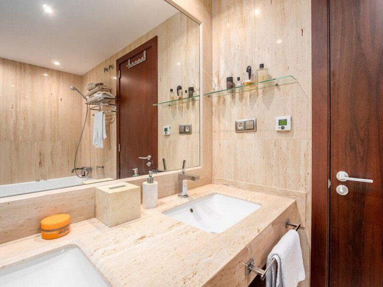 Apartment for Sale in Marbella, Malaga 8