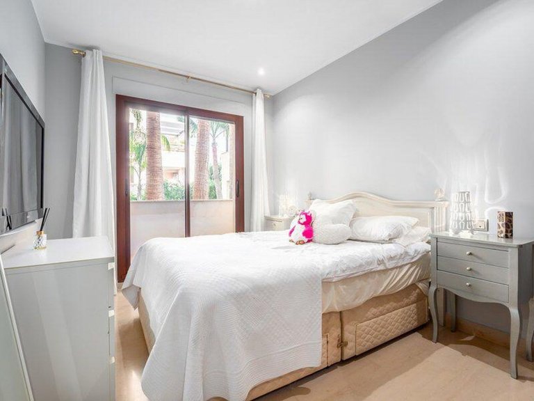 Apartment for Sale in Marbella, Malaga 11