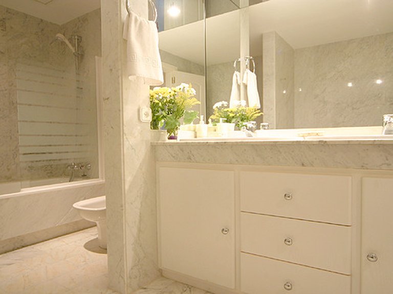 Apartment for Sale in Marbella, Malaga 13