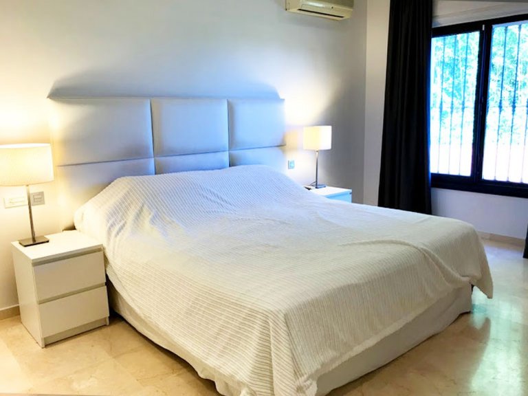 Villa for Sale in Marbella, Malaga 7