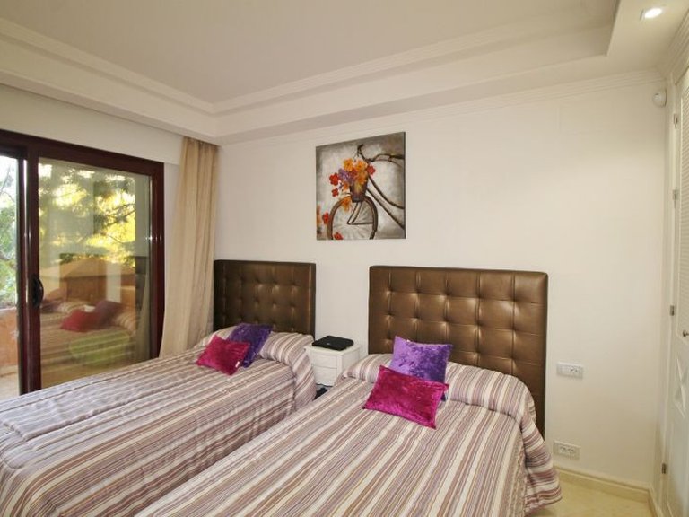 Apartment for Sale in Estepona, Malaga 8