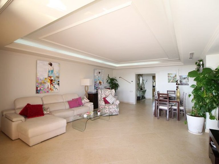 Apartment for Sale in Estepona, Malaga 2