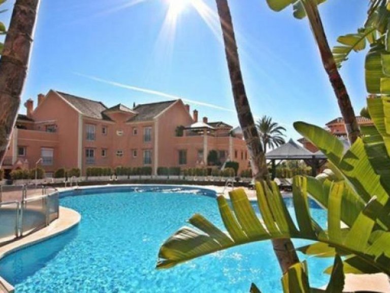 Town House for Sale in Marbella, Malaga 23