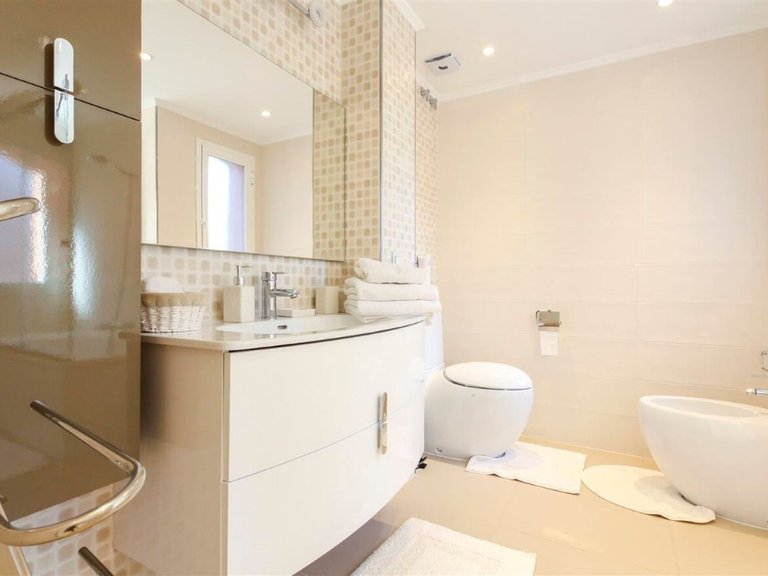 Apartment for Sale in Marbella, Malaga 7