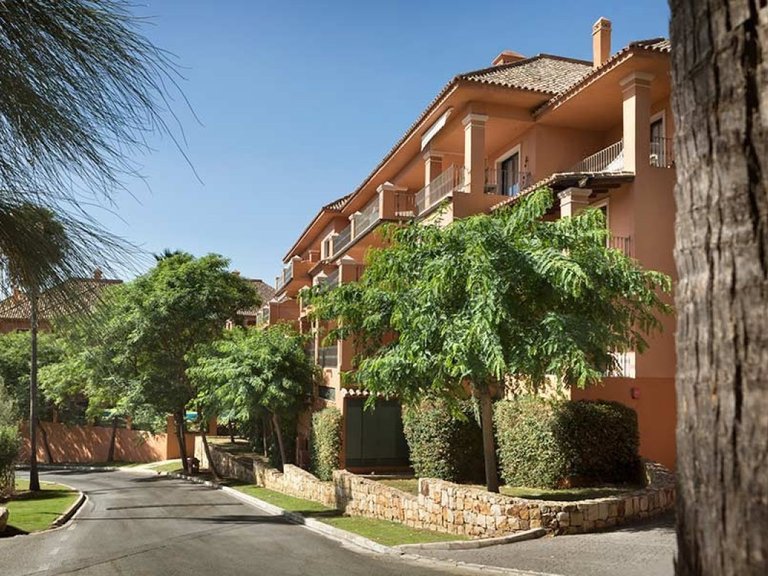 Apartment for Sale in Benahavis, Malaga 12