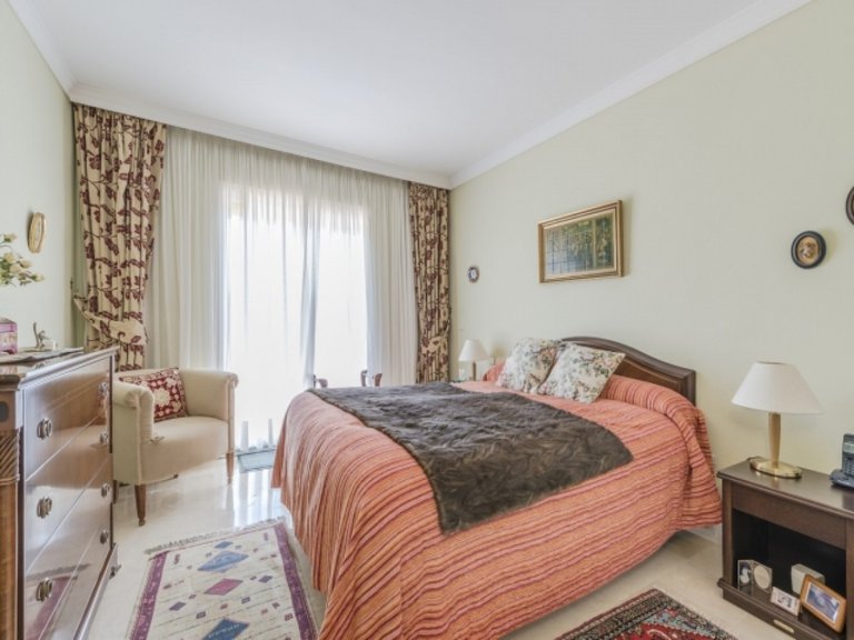 Apartment for Sale in Benahavis, Malaga 6