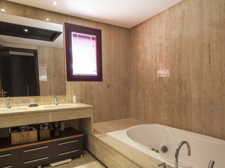 Apartment for Sale in Marbella, Malaga 10