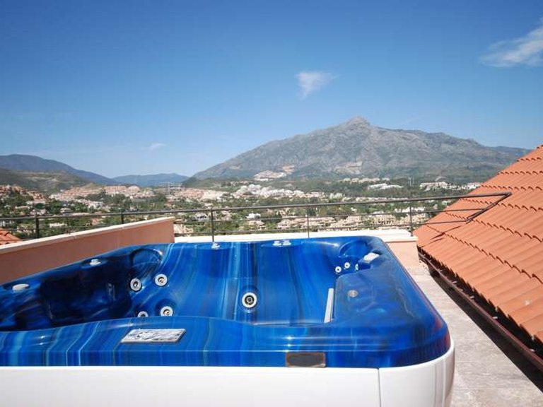 Penthouse for Sale in Marbella, Malaga 7