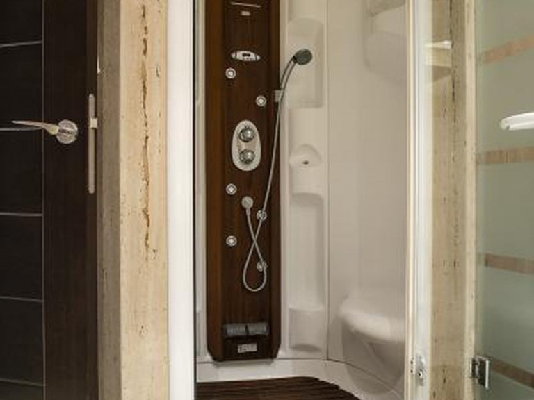 Apartment for Sale in Marbella, Malaga 14