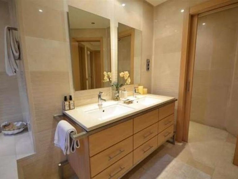 Apartment for Sale in Marbella, Malaga 8