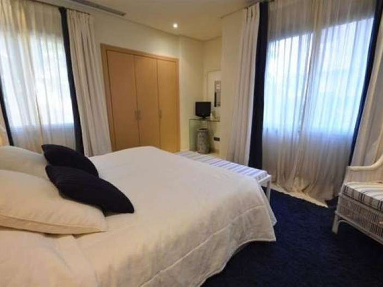 Apartment for Sale in Marbella, Malaga 23