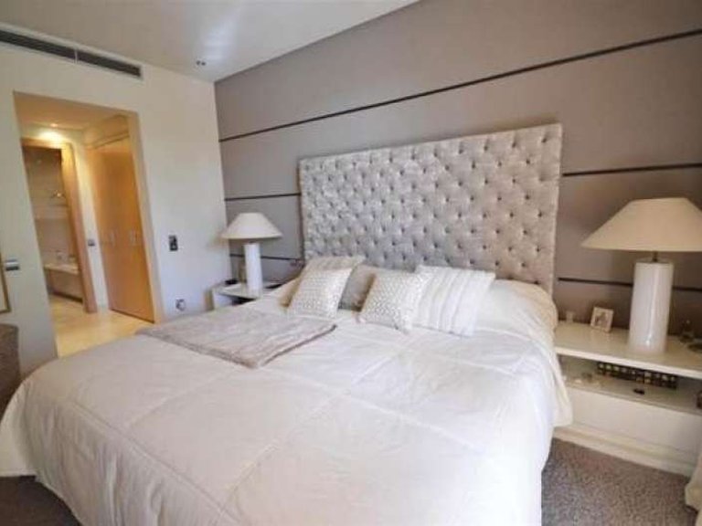 Apartment for Sale in Marbella, Malaga 25