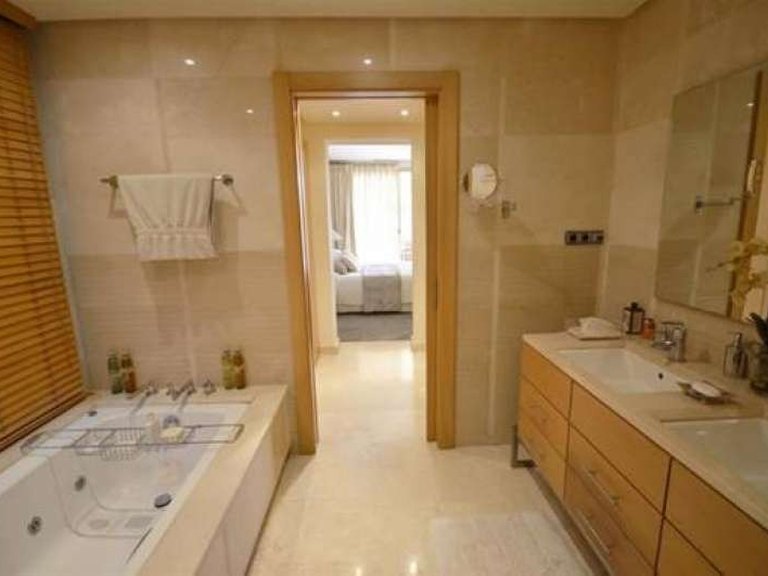 Apartment for Sale in Marbella, Malaga 9