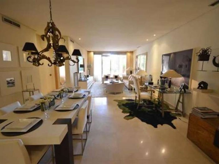 Apartment for Sale in Marbella, Malaga 26