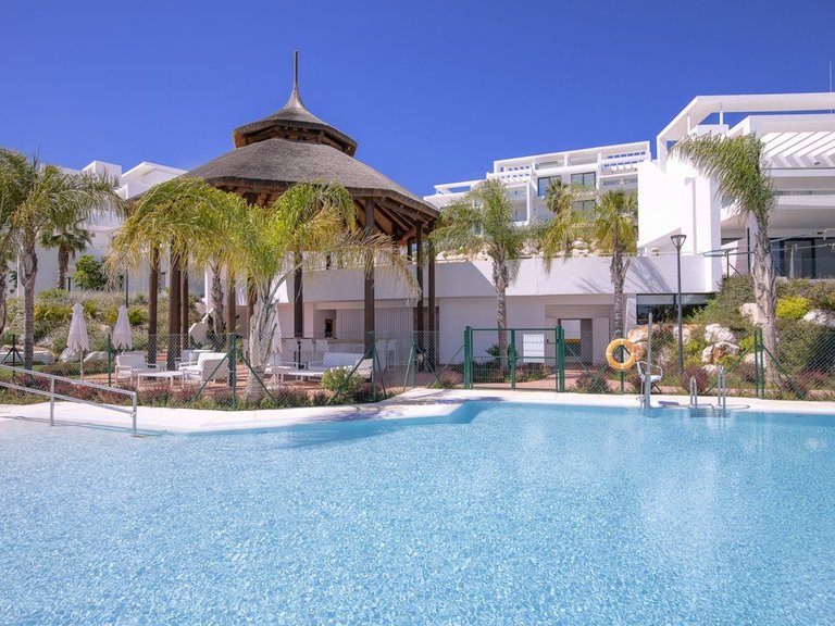 Apartment for Sale in Benahavis, Malaga 15