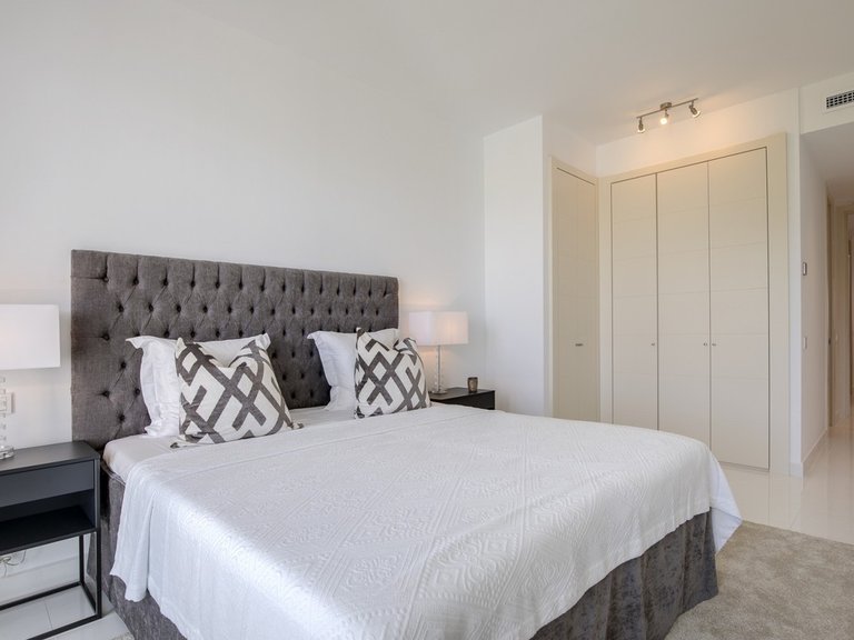 Apartment for Sale in Benahavis, Malaga 11