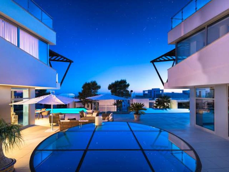 Apartment for Sale in Marbella, Malaga 1