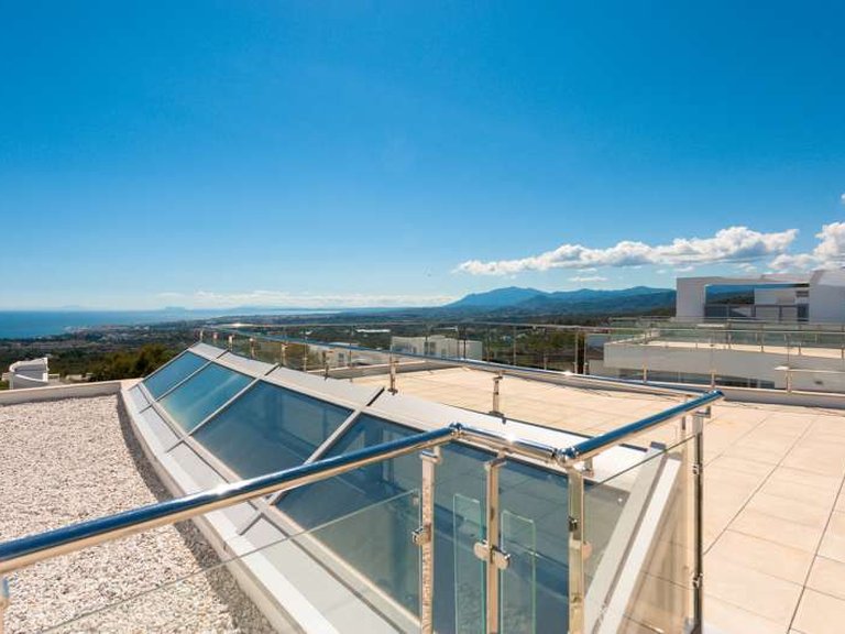 Apartment for Sale in Marbella, Malaga 9