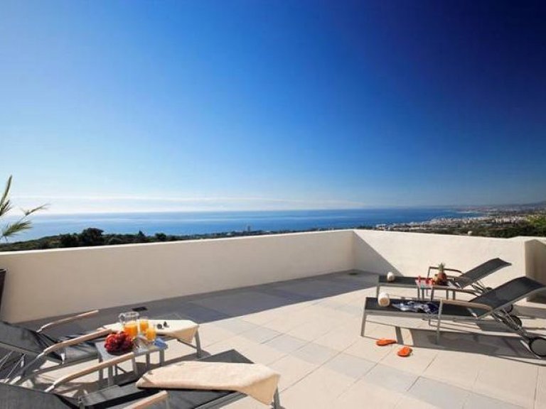 Apartment for Sale in Marbella, Malaga 16