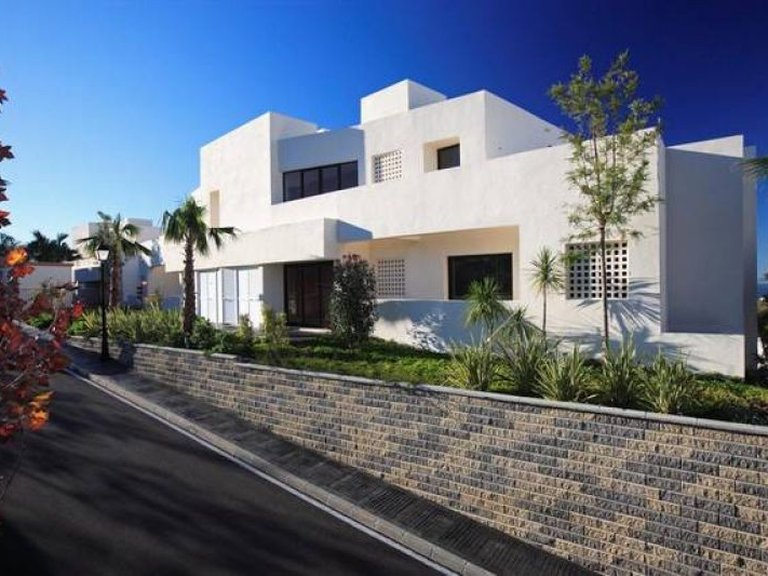 Apartment for Sale in Marbella, Malaga 8