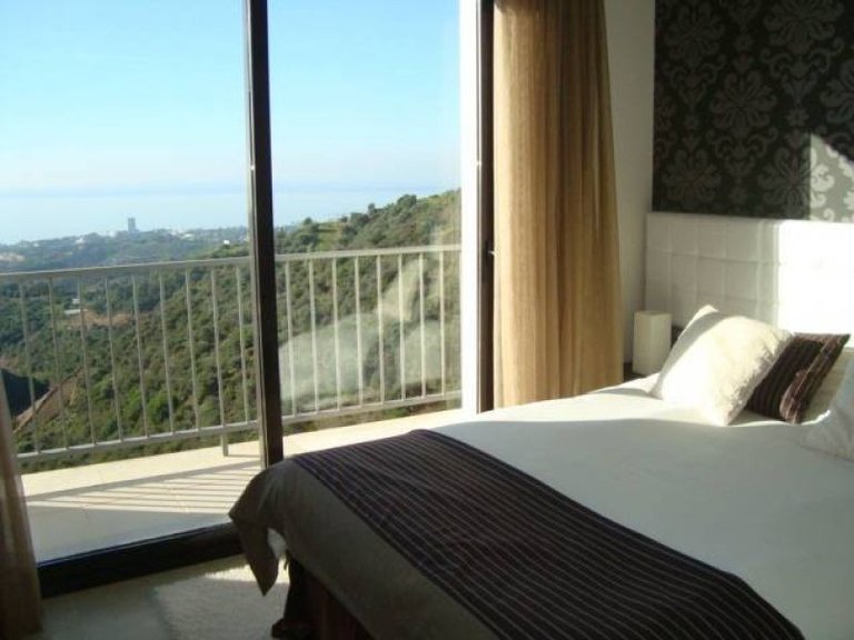 Apartment for Sale in Marbella, Malaga 9