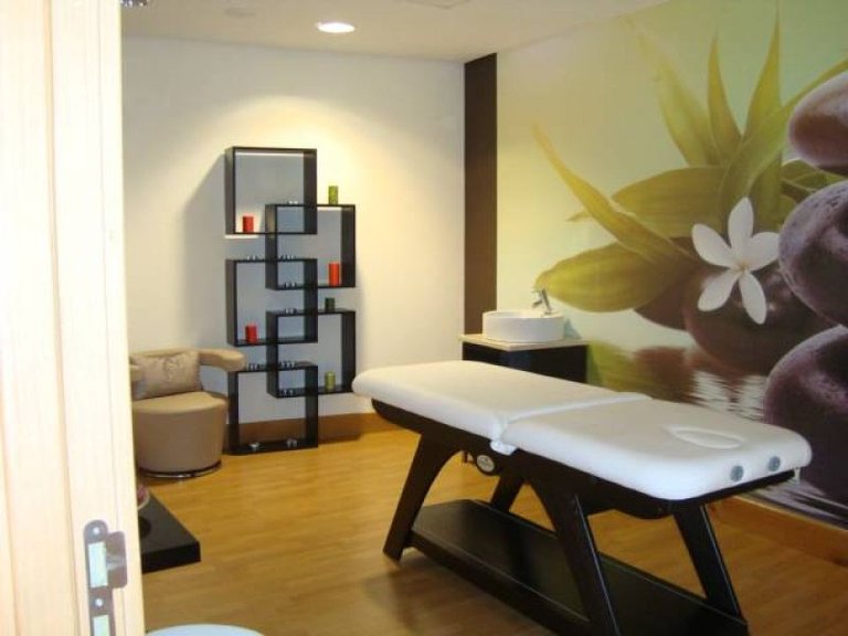 Apartment for Sale in Marbella, Malaga 19