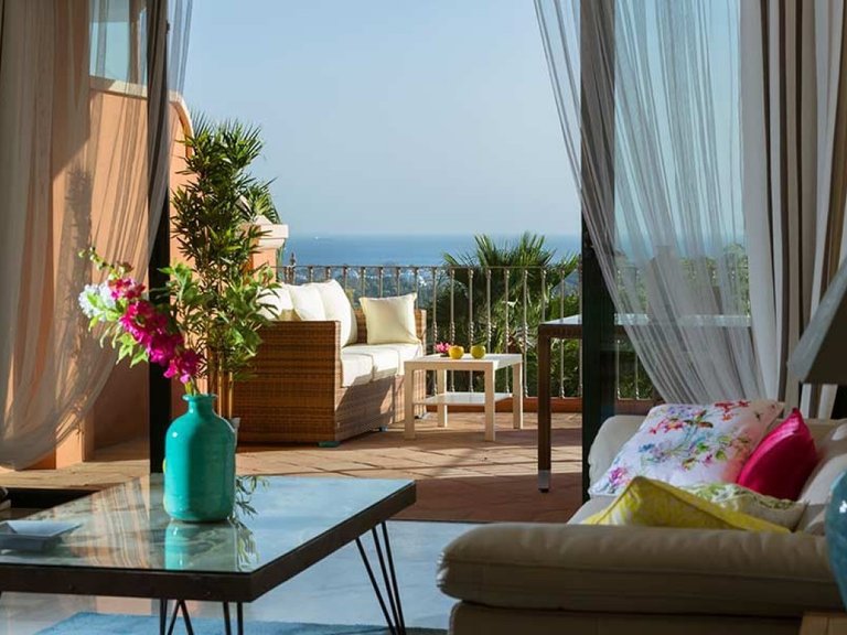 Apartment for Sale in Benahavis, Malaga 1