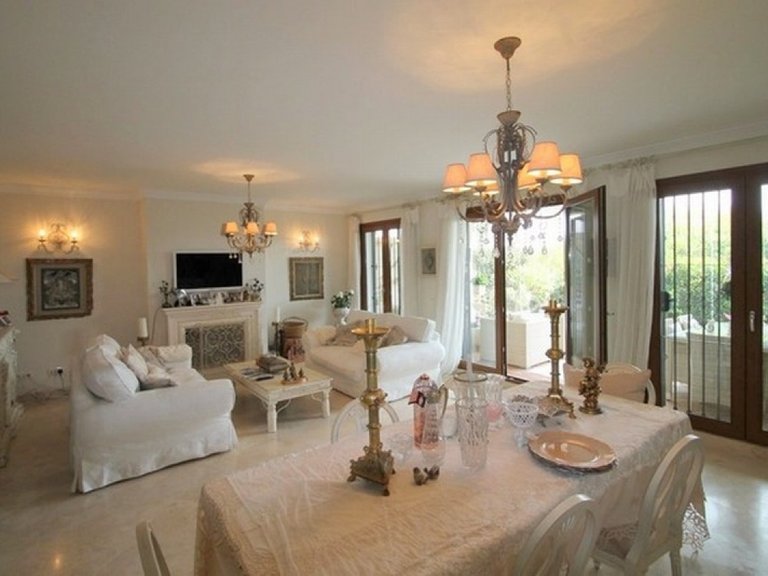 Town House for Sale in Estepona, Malaga 2