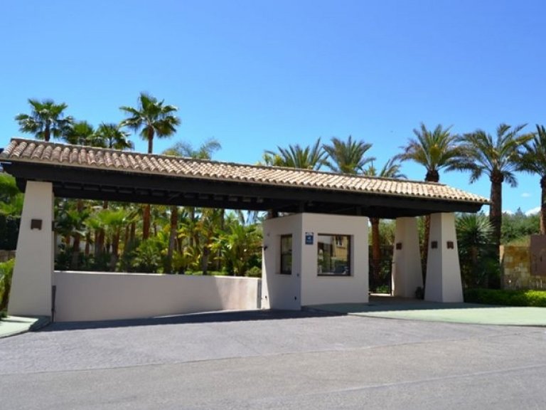 Apartment for Sale in Marbella, Malaga 14