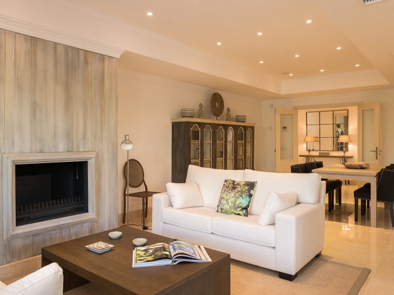 Apartment for Sale in Marbella, Malaga 18