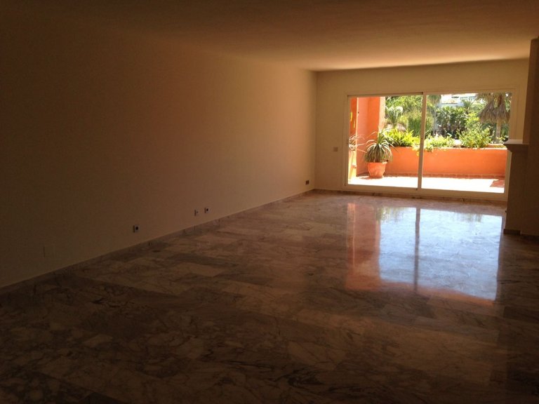 Apartment for Sale in Estepona, Malaga 2