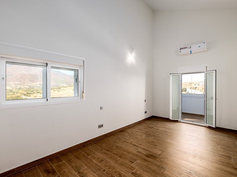 Apartment for Sale in Estepona, Malaga 13