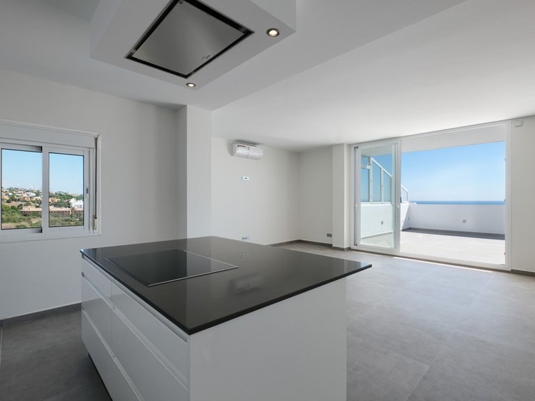 Apartment for Sale in Estepona, Malaga 3