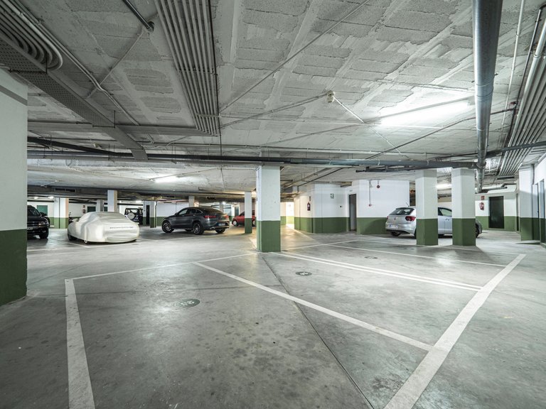 Apartment for Sale in Marbella, Malaga 31