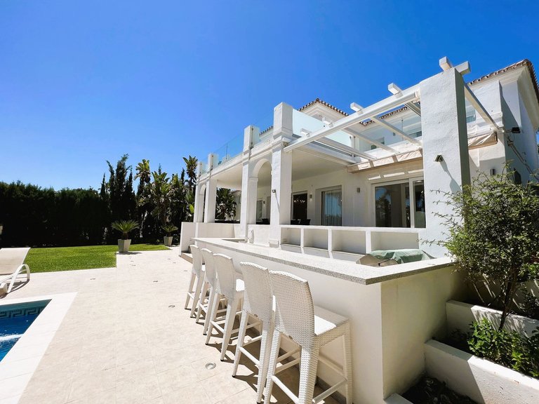 Villa for Sale in Marbella, Malaga 35