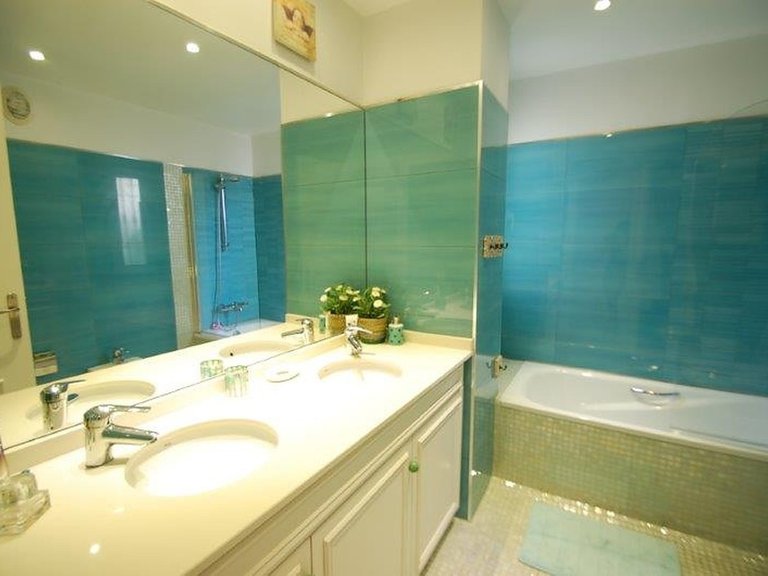 Apartment for Sale in Marbella, Malaga 6