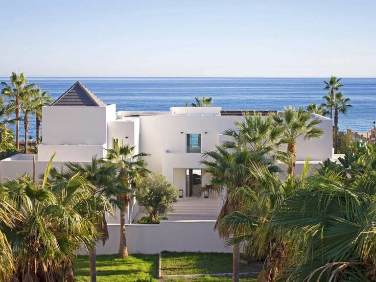 Villa for Sale in Marbella, Malaga 2