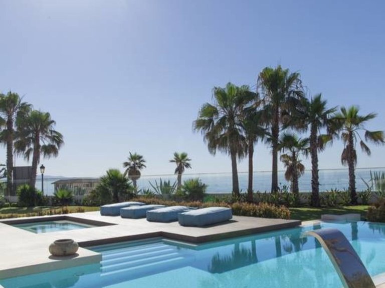 Villa for Sale in Marbella, Malaga 20