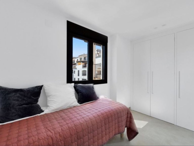 Apartment for Sale in Marbella, Malaga 11