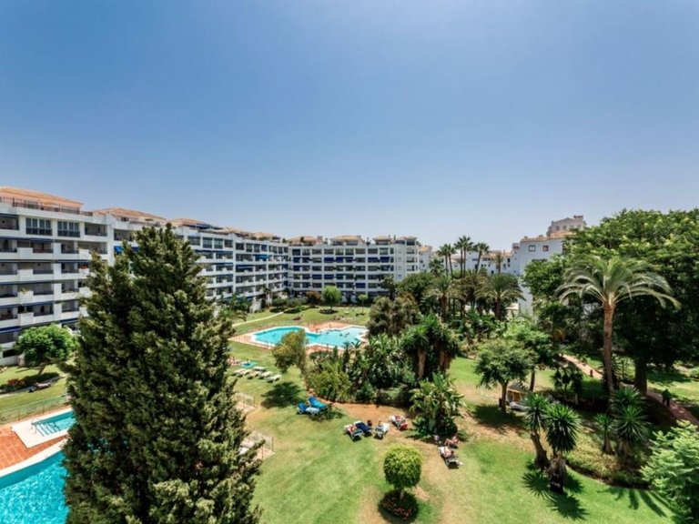 Apartment for Sale in Marbella, Malaga 14
