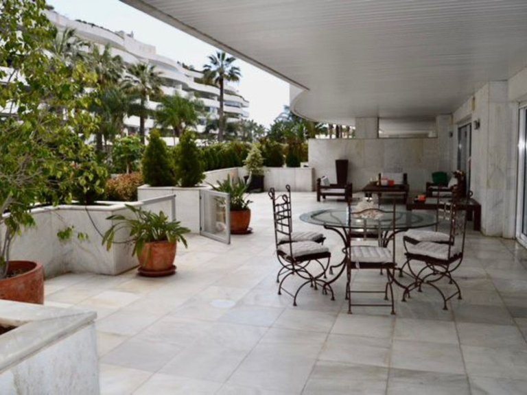 Apartment for Sale in Marbella, Malaga 19