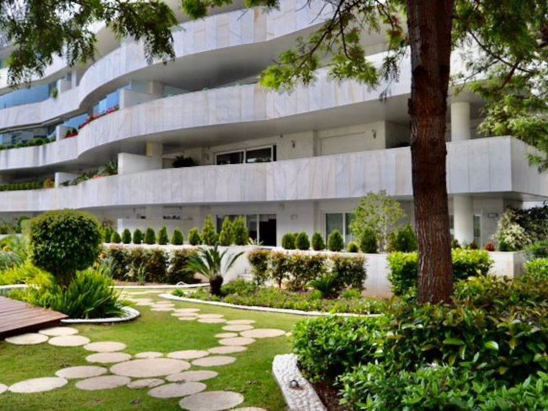 Apartment for Sale in Marbella, Malaga 31