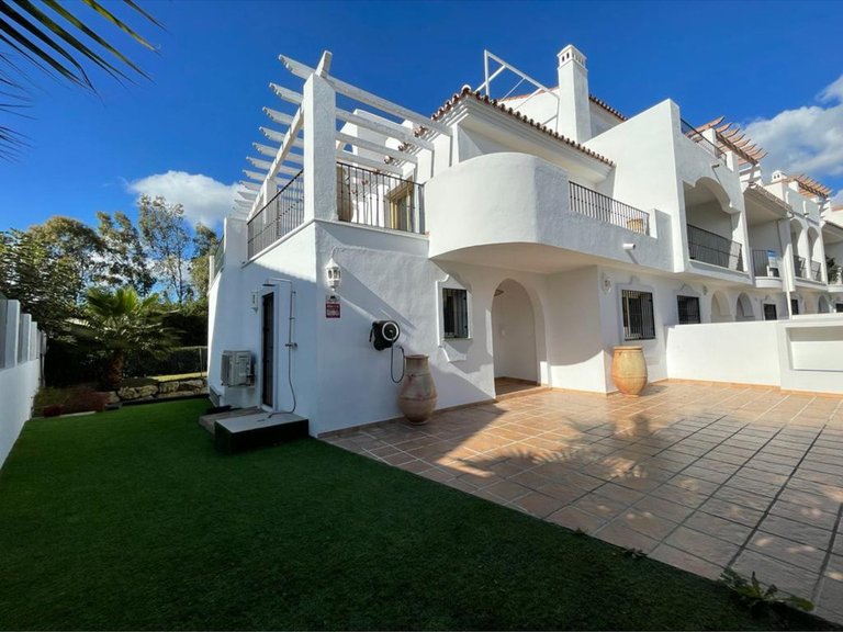 Villa for Rent in Marbella, Malaga 1