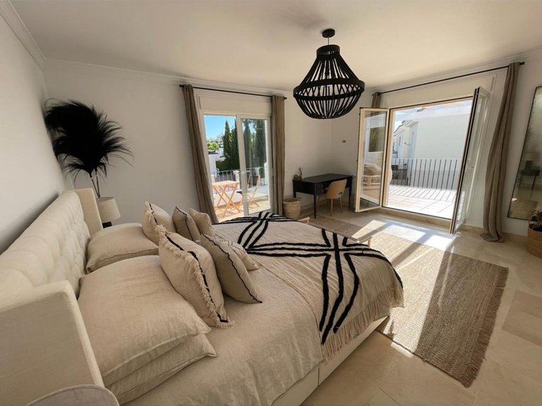 Villa for Rent in Marbella, Malaga 38