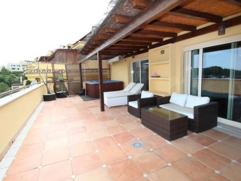 Apartment for Rent in Marbella, Malaga 2