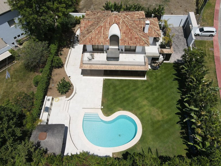 Villa for Rent in Marbella, Malaga 47