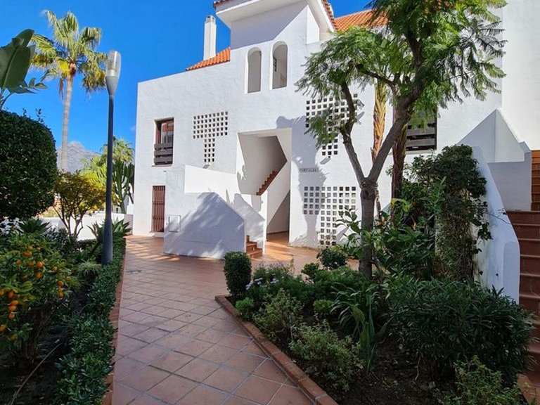 Apartment for Rent in Marbella, Malaga 2